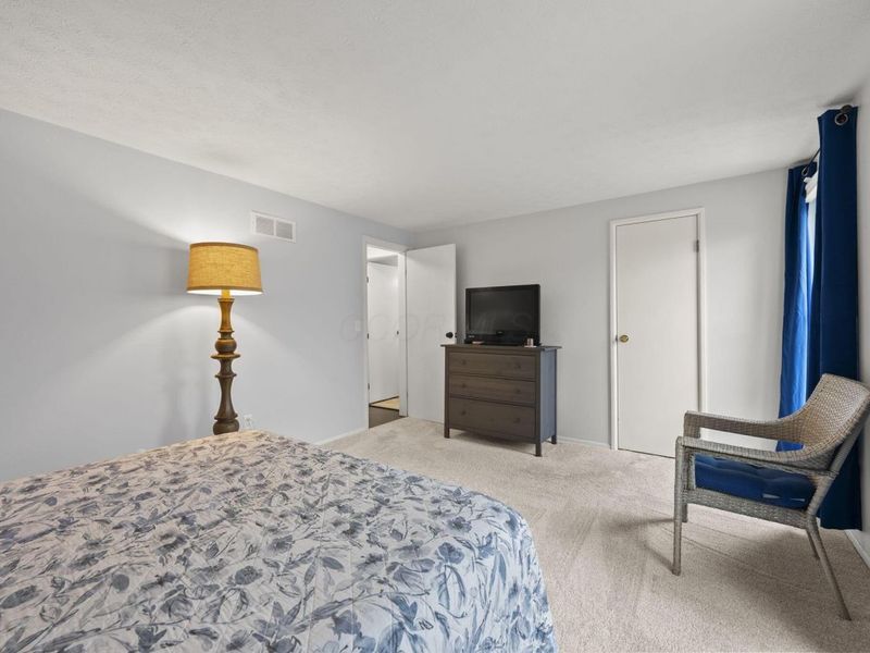 5799 Lucinda Court, Columbus, OH 43232 Photo 13