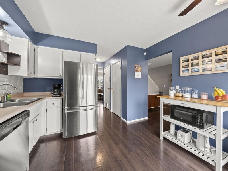 5799 Lucinda Court, Columbus, OH 43232 Photo 6