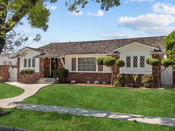 10411 Saint James Avenue, South Gate, CA 90280