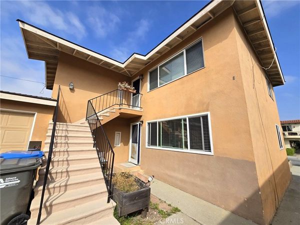 2608 Curtis Avenue, Unit B, Redondo Beach, CA 90278