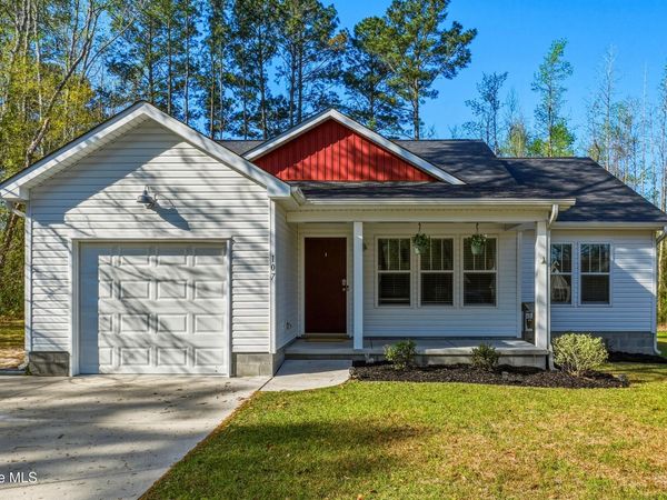 107 Milam Court, Burgaw, NC 28425