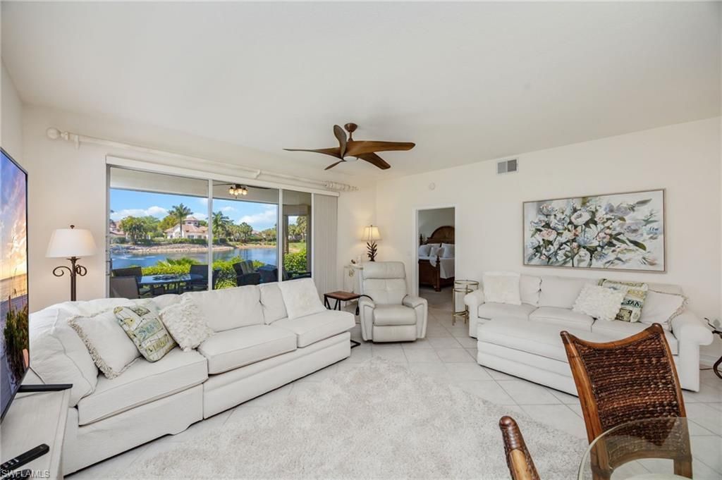 8200 Saratoga Dr, Unit 401, Naples, FL 34113 Photo