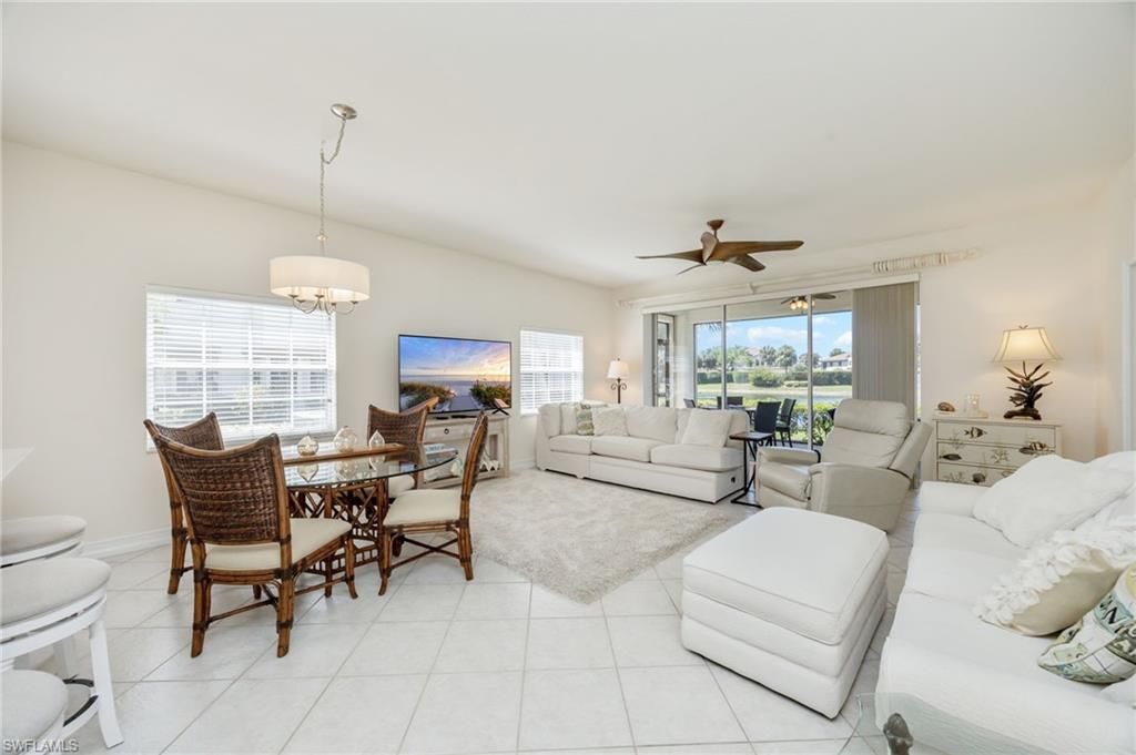 8200 Saratoga Dr, Unit 401, Naples, FL 34113 Photo