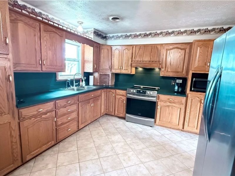 5655 Helen Drive, Zanesville, OH 43701 Photo 6