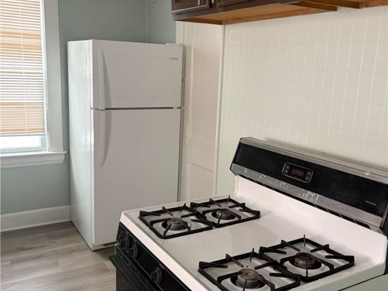 3293 W 98, Cleveland, OH 44102 Photo 4