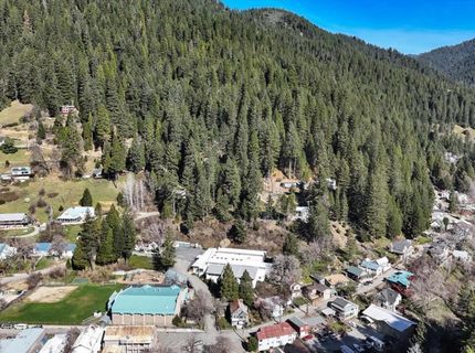 402 Main St, Downieville, CA 95936 Photo