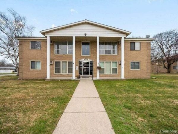 26305 W 7 Mile, Unit A201, Redford, MI 48240