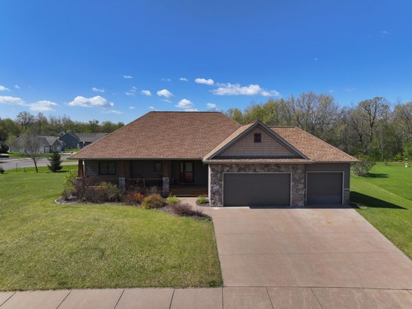 4945 382nd Drive, North Branch, MN 55056