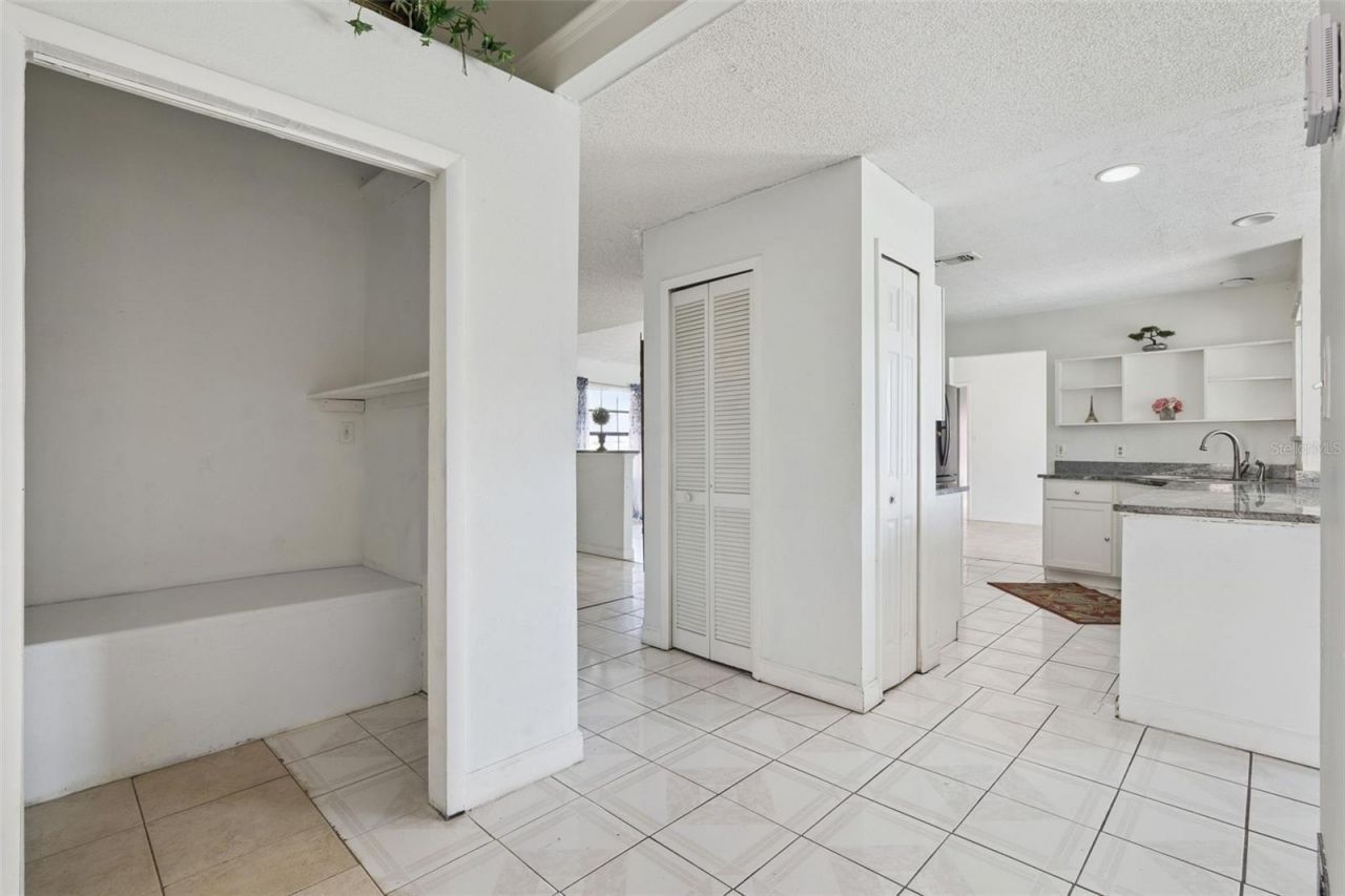 6700 Crescent Ridge Road, Orlando, FL 32810 Photo