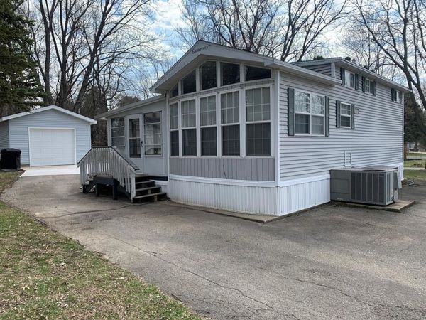 352 Skyline Drive, Edgerton, WI 53534