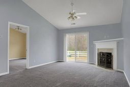 144 Townsend Way photo 4