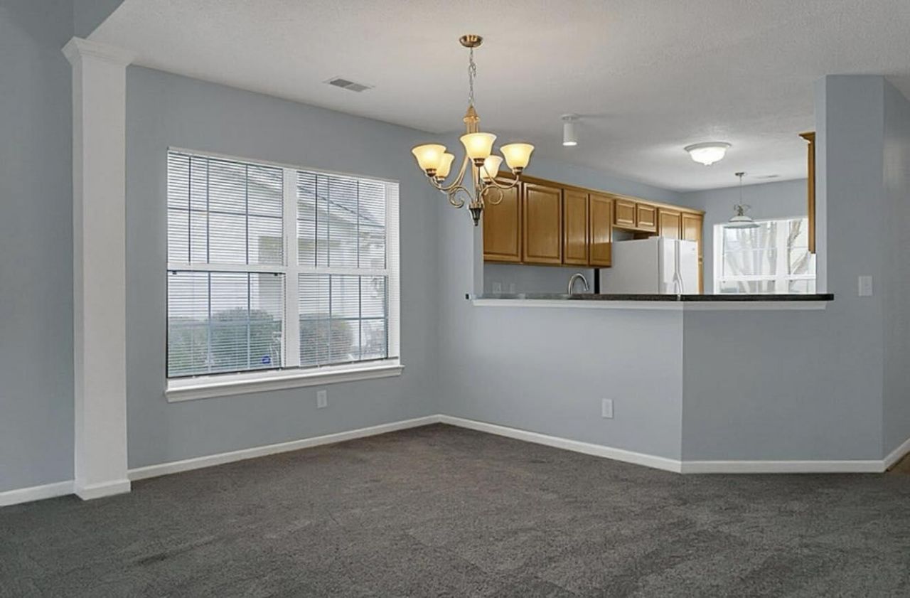 144 Townsend Way Photo 5