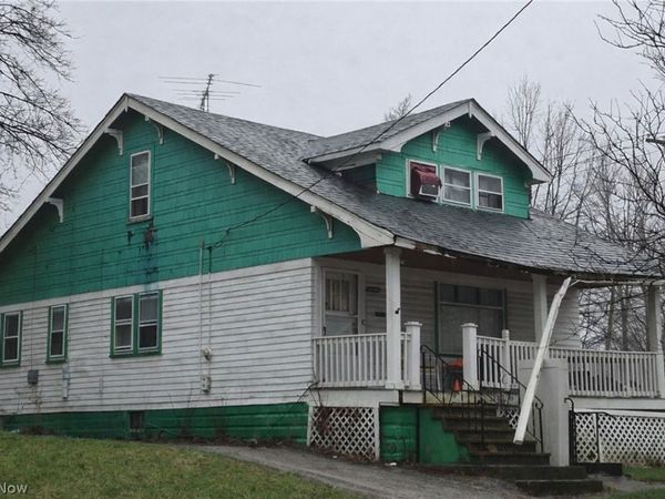 12000 Holborn Avenue, Cleveland, OH 44105