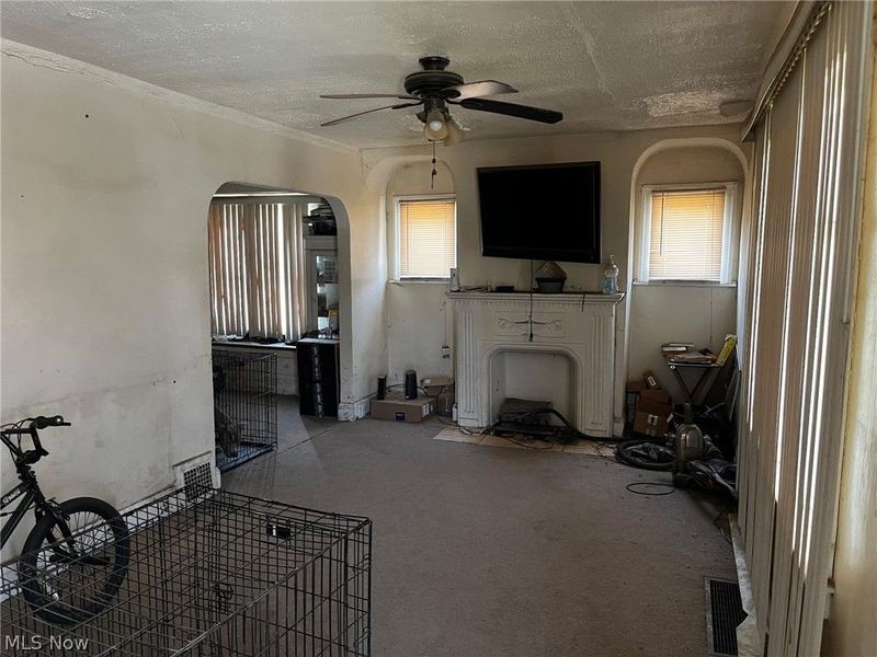 12000 Holborn Avenue, Cleveland, OH 44105 Photo 4