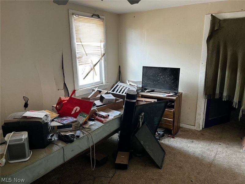 12000 Holborn Avenue, Cleveland, OH 44105 Photo 5