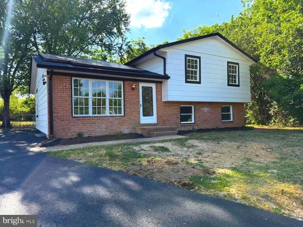 5 JAYBEE COURT, FREDERICKSBURG, VA 22401