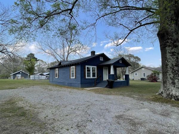 1703 Bryant Street, Gadsden, AL 35904