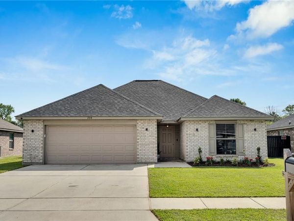 208 IVY Court, Reserve, LA 70084