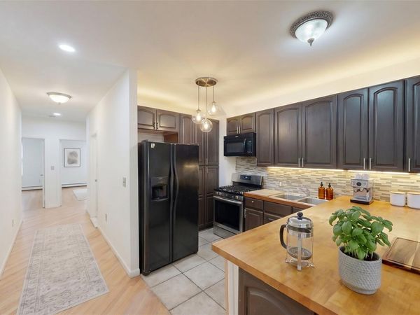360 S 3rd Street, Brooklyn, NY 11211