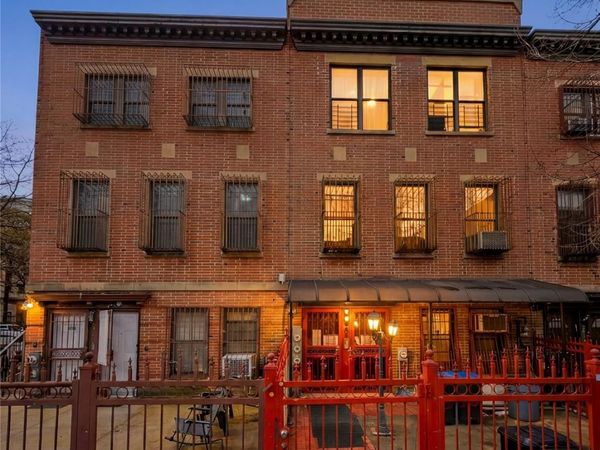 360 S 3rd Street, Brooklyn, NY 11211