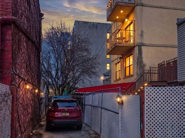 360 S 3rd Street, Brooklyn, NY 11211