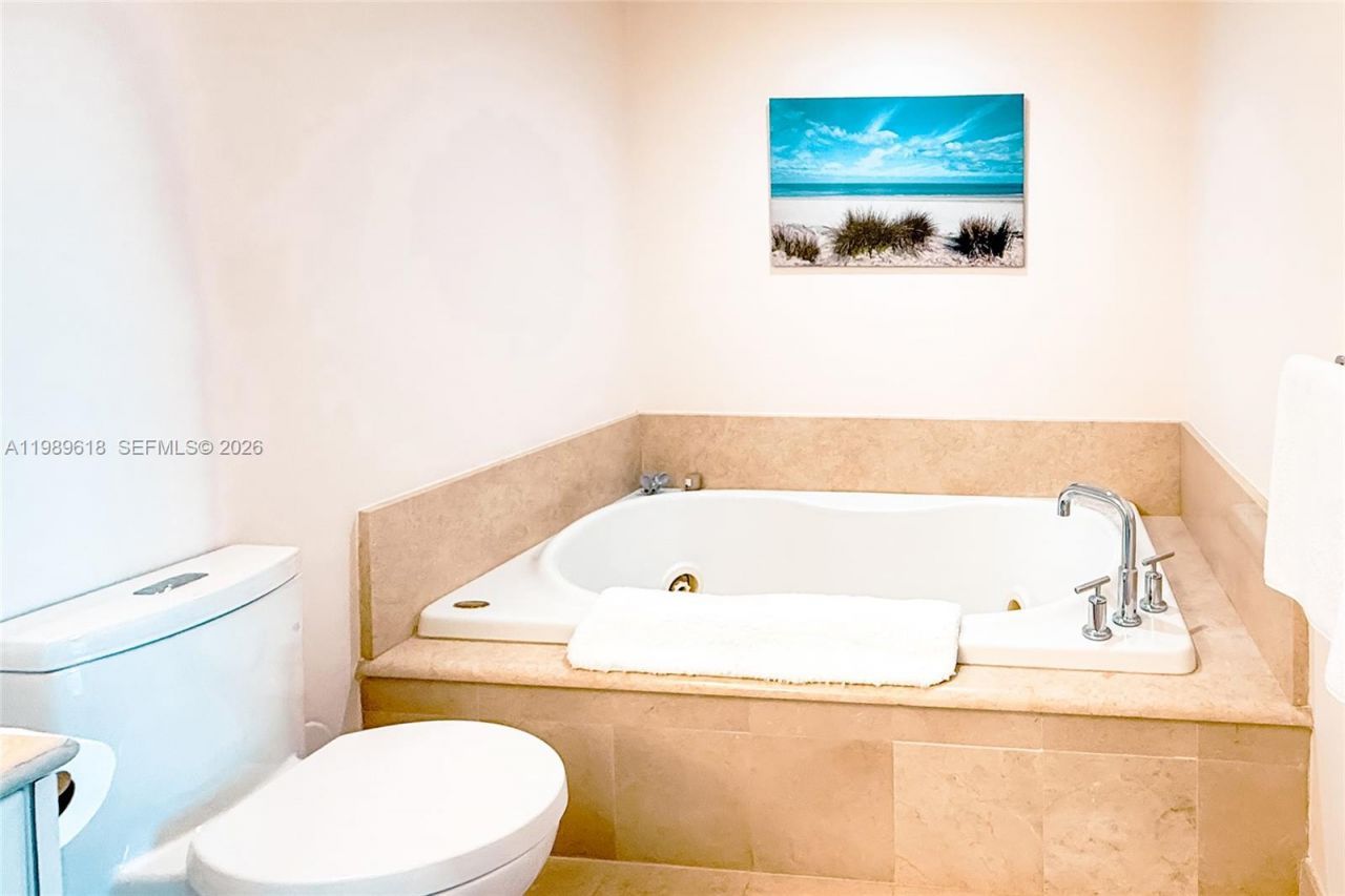 2100 N Ocean Blvd , Unit 6C, Fort Lauderdale, FL 33305 Photo