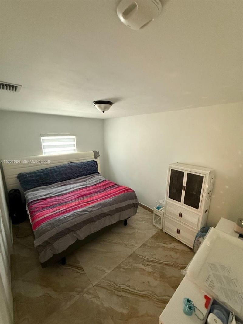 625 E 8th Ln , Hialeah, FL 33010 Photo