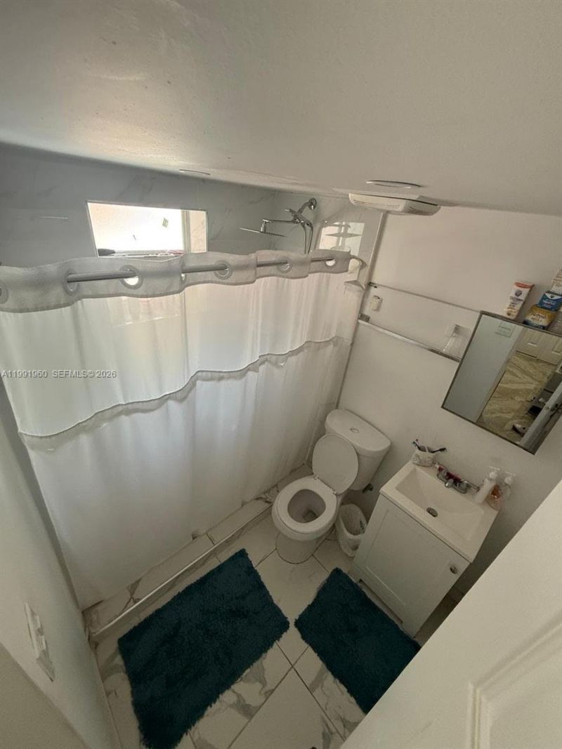 625 E 8th Ln , Hialeah, FL 33010 Photo