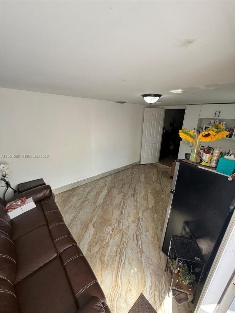 625 E 8th Ln, Hialeah, FL 33010 Photo