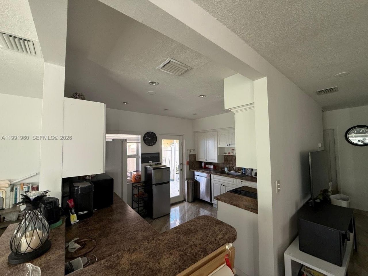 625 E 8th Ln , Hialeah, FL 33010 Photo