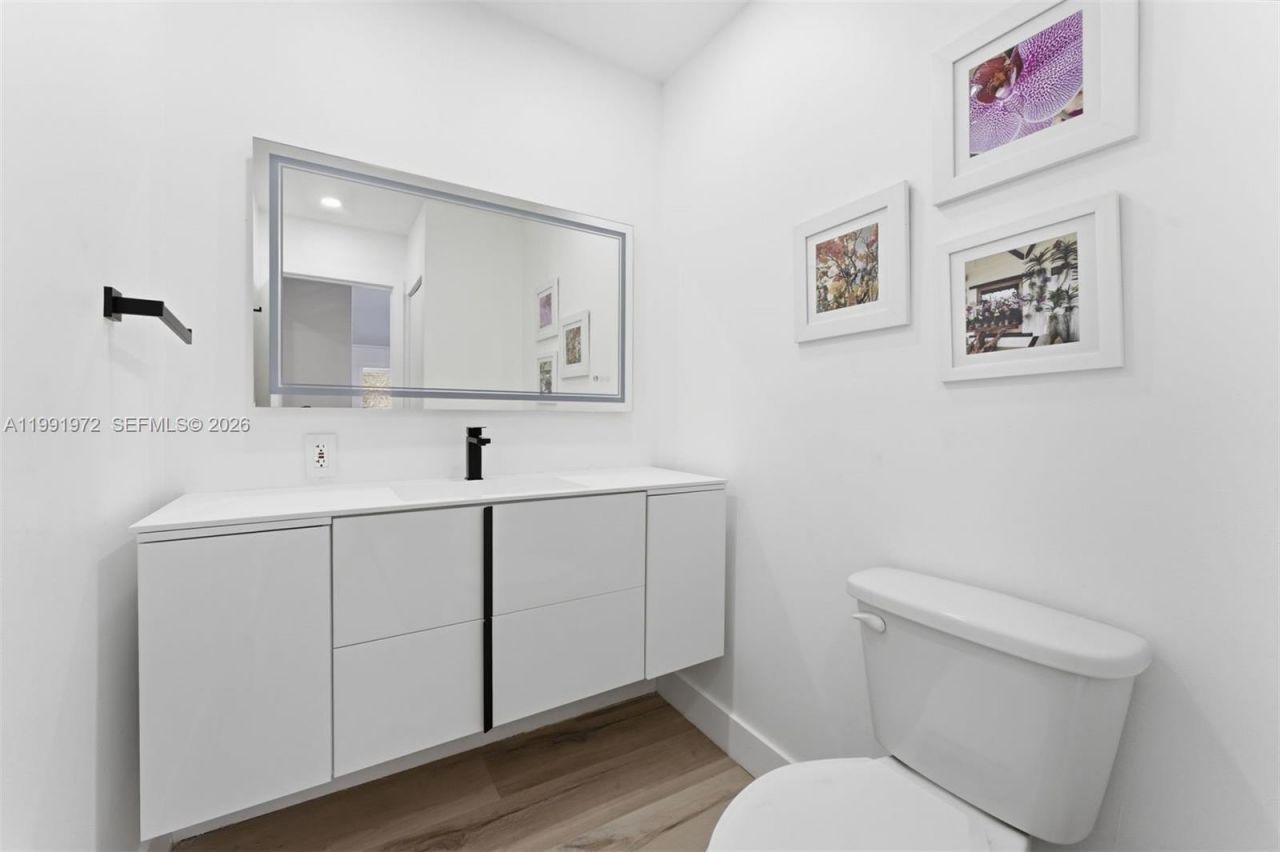 154 Sebring Dr , Tavernier, FL 33070 Photo