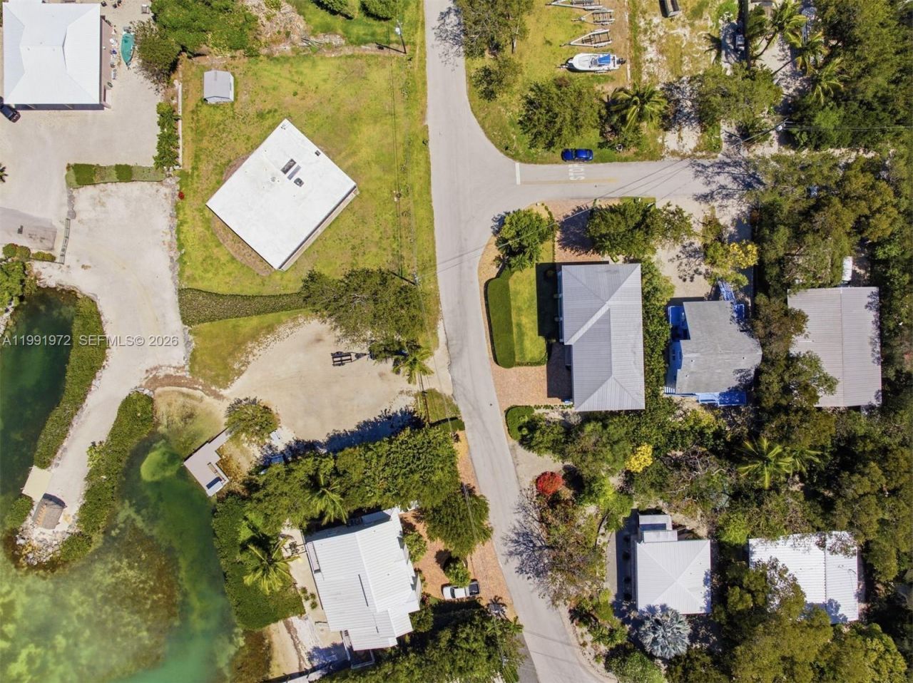 154 Sebring Dr , Tavernier, FL 33070 Photo