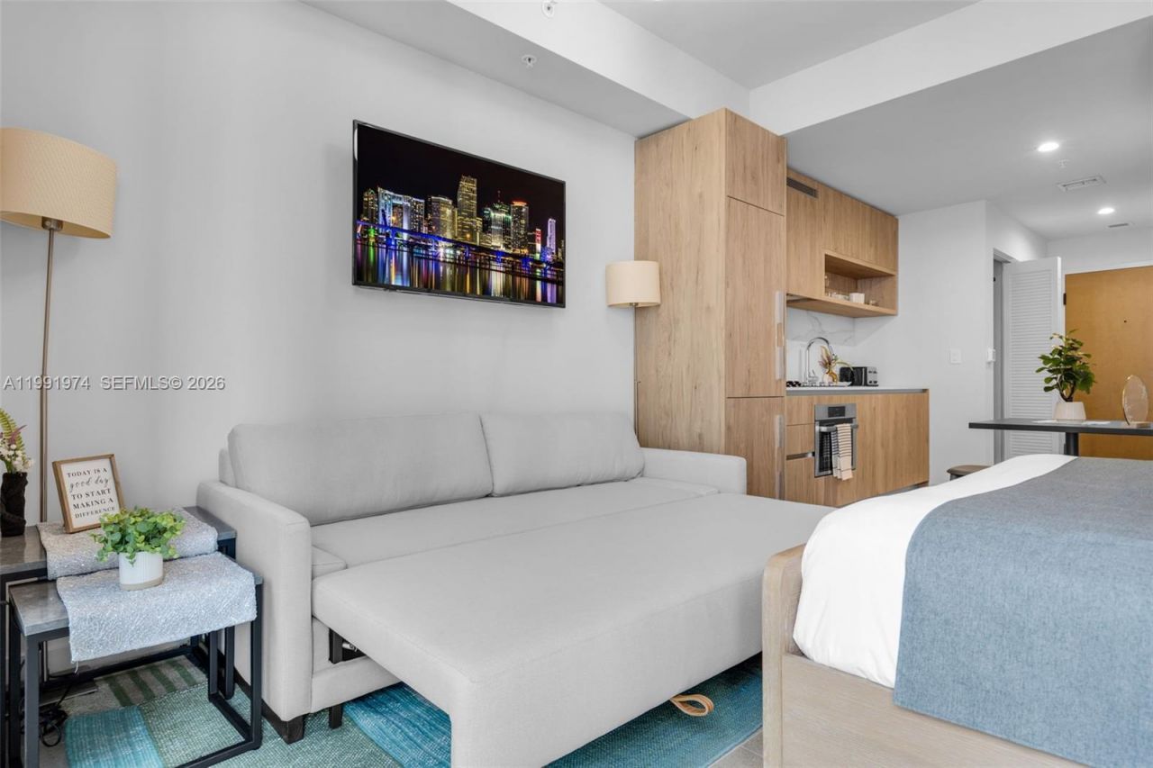 11 NE 6 Th , Unit 2808, Miami, FL 33132 Photo