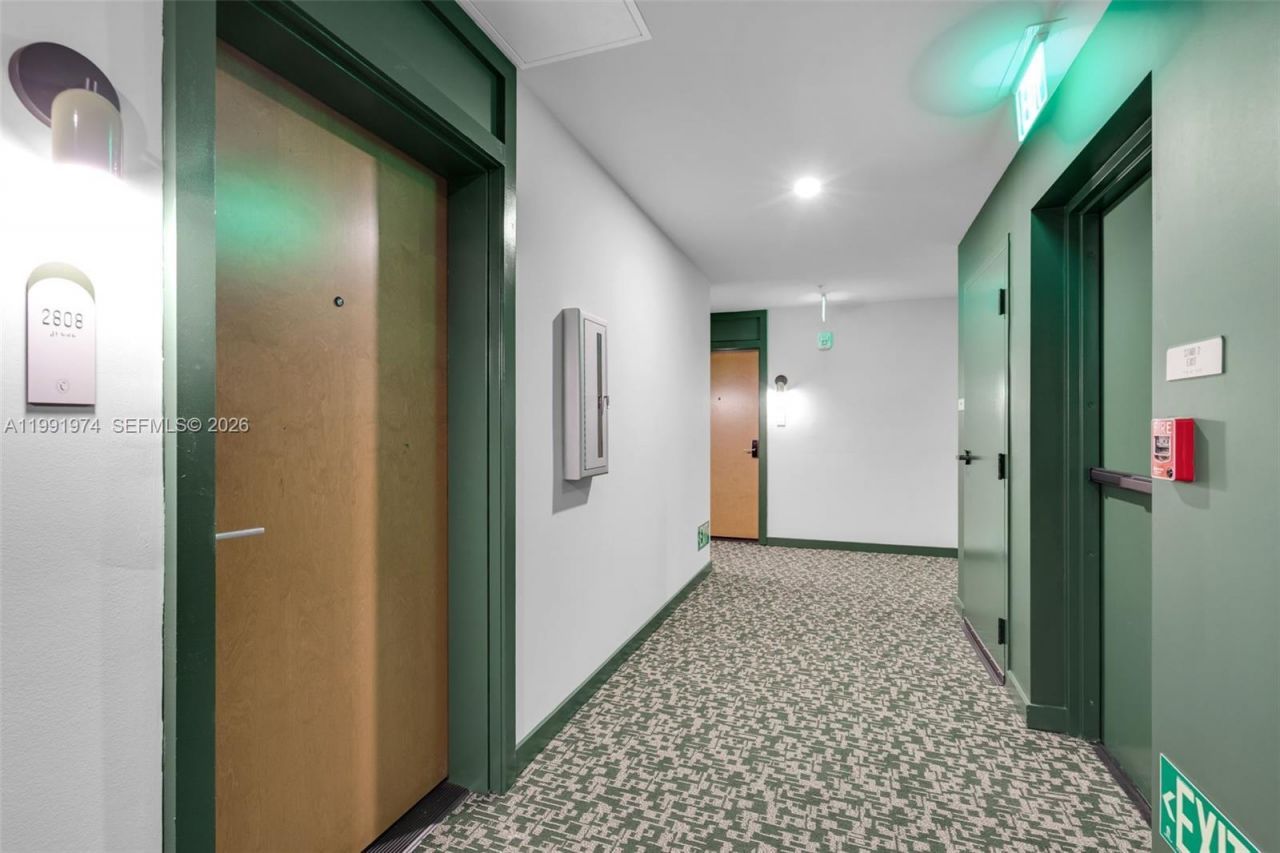 11 NE 6 Th , Unit 2808, Miami, FL 33132 Photo