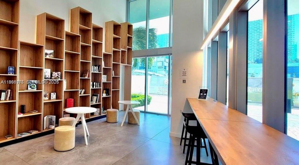 350 S Miami Ave , Unit 1205, Miami, FL 33130 Photo