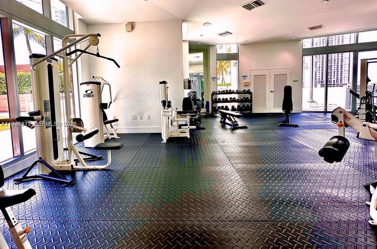 350 S Miami Ave , Unit 1205, Miami, FL 33130 Photo