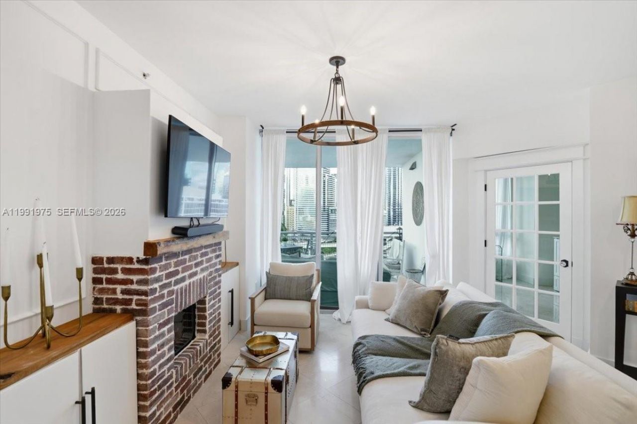 350 S Miami Ave , Unit 1205, Miami, FL 33130 Photo