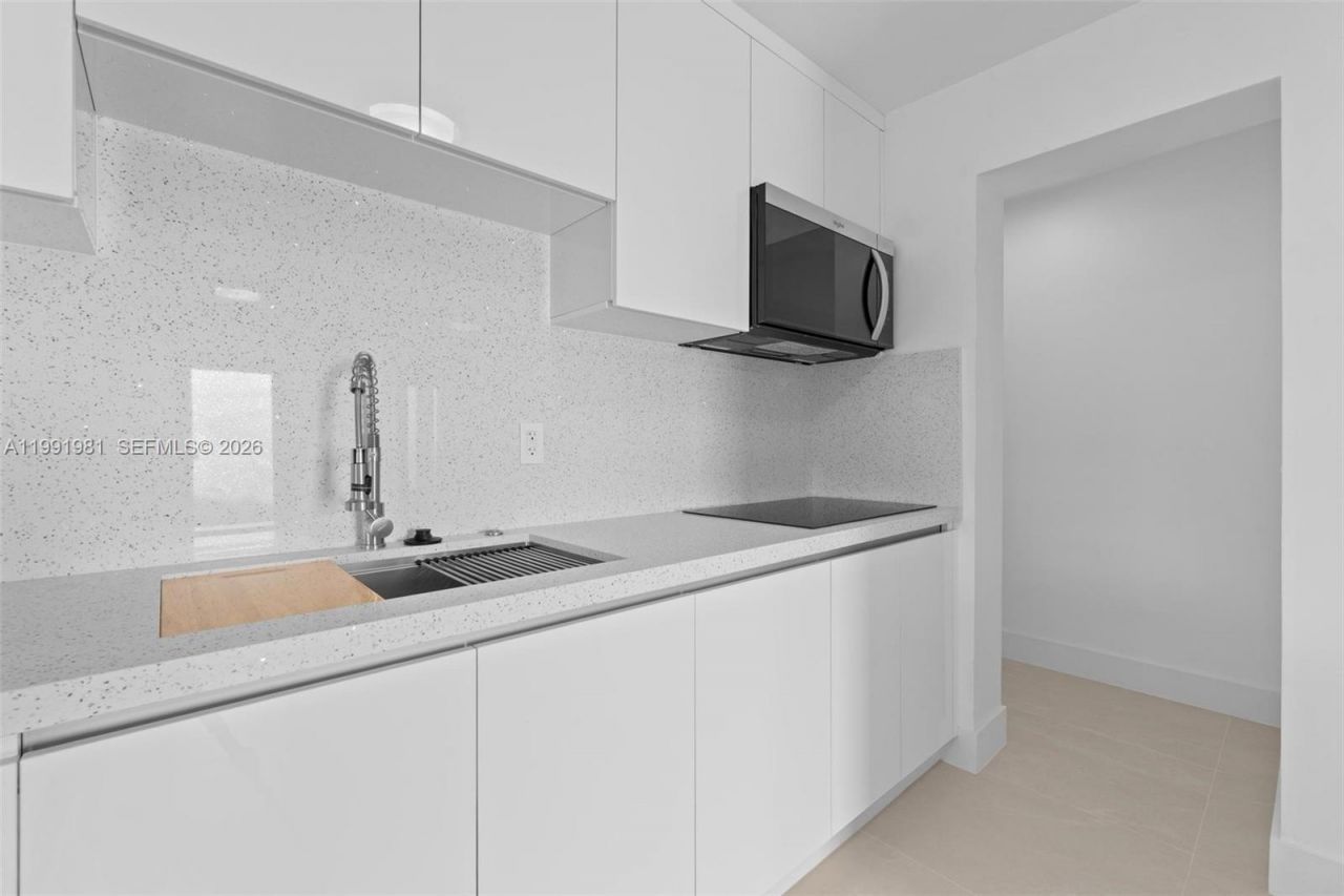 7570 Venetian St , Miramar, FL 33023 Photo