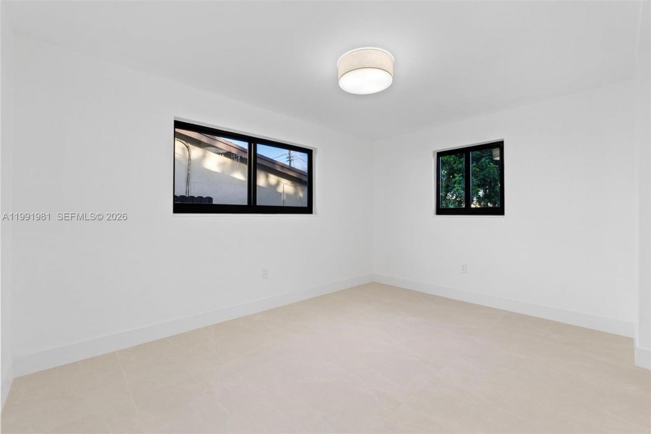 7570 Venetian St , Miramar, FL 33023 Photo