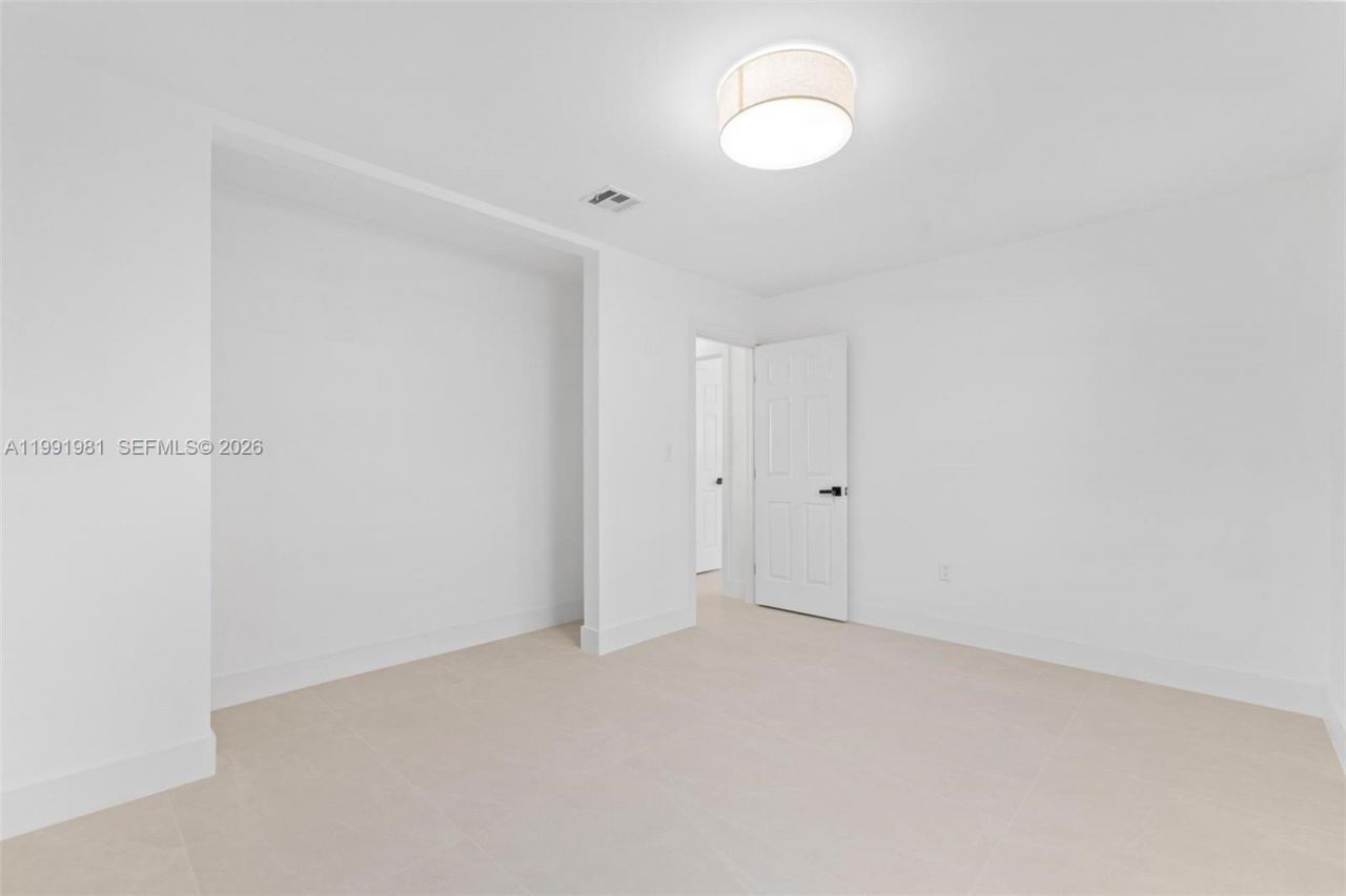 7570 Venetian St , Miramar, FL 33023 Photo