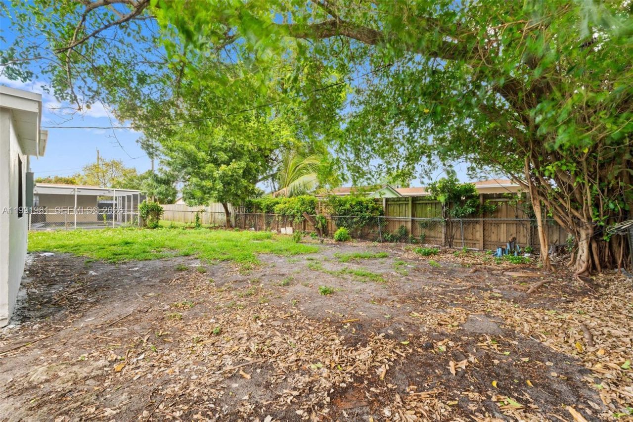 7570 Venetian St , Miramar, FL 33023 Photo