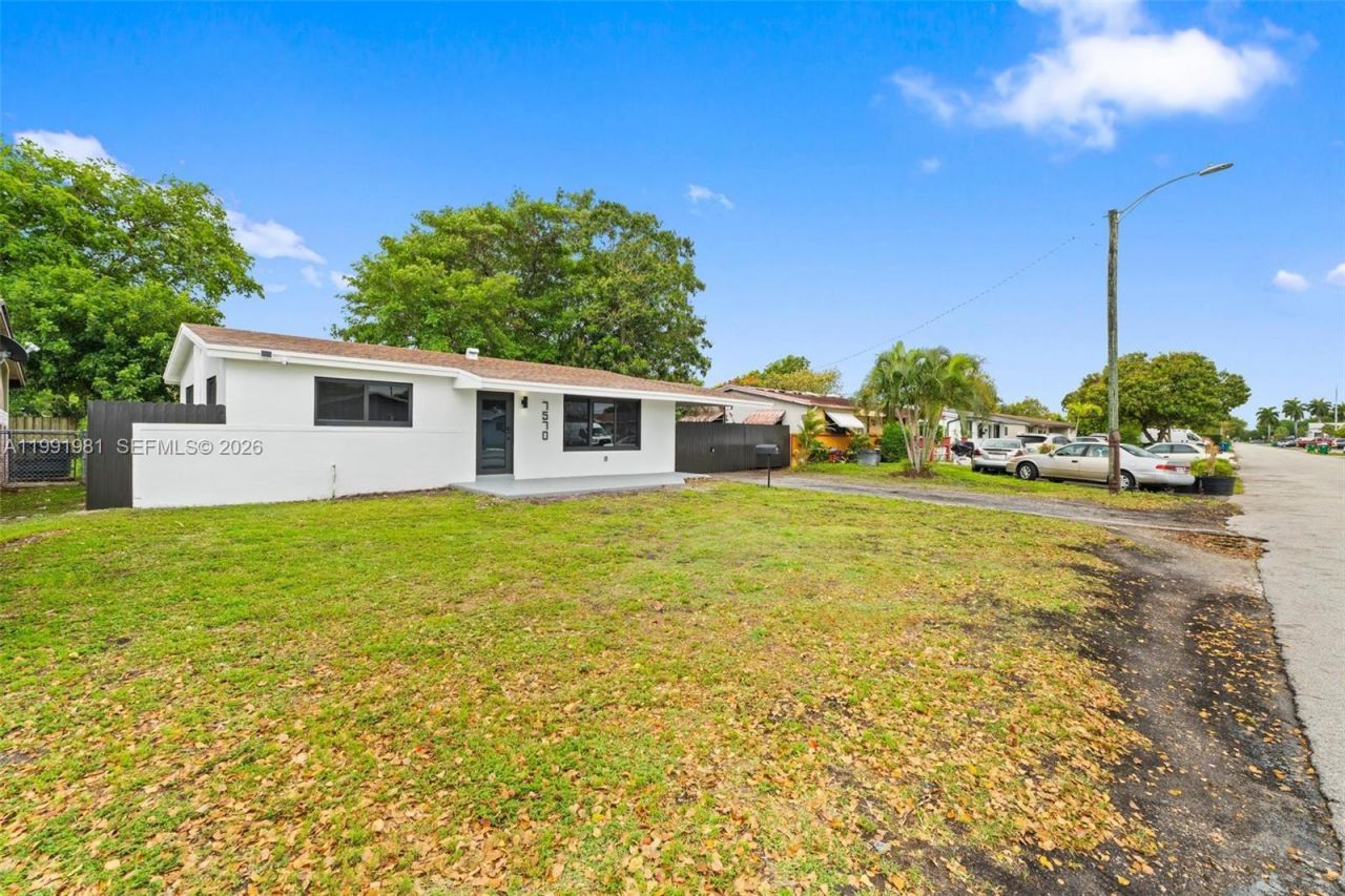 7570 Venetian St , Miramar, FL 33023 Photo