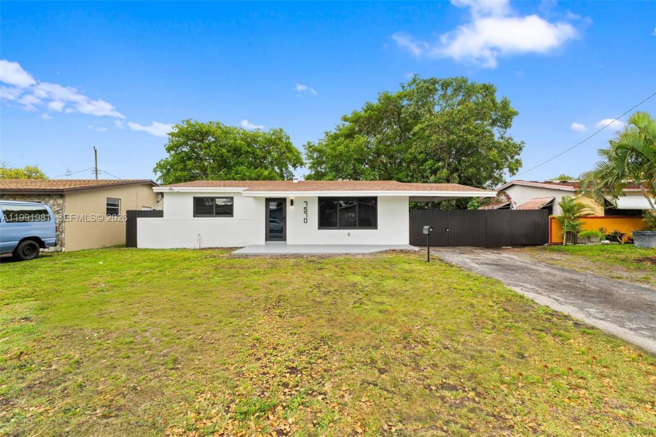 7570 Venetian St , Miramar, FL 33023 Photo