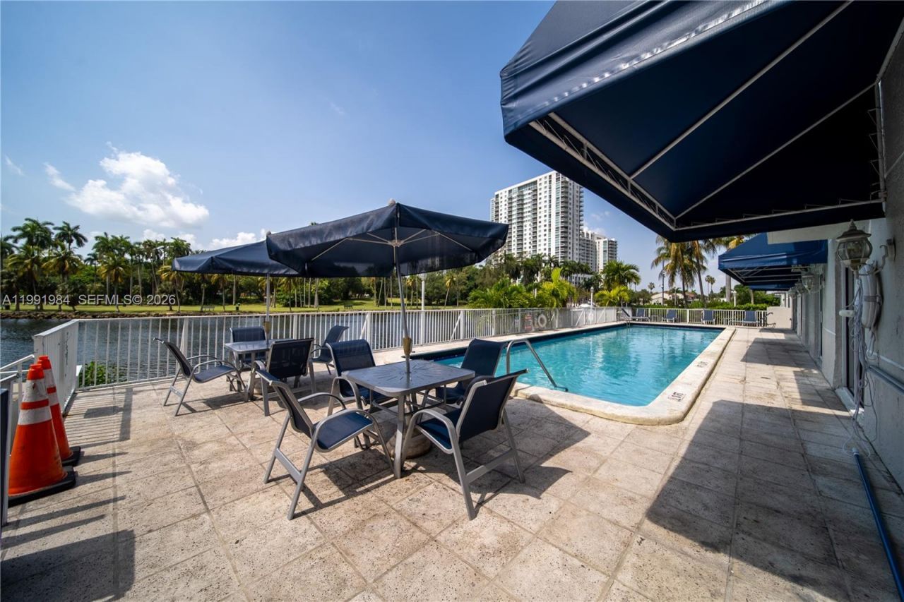 1720 NW N River Dr, Unit 613, Miami, FL 33125 Photo