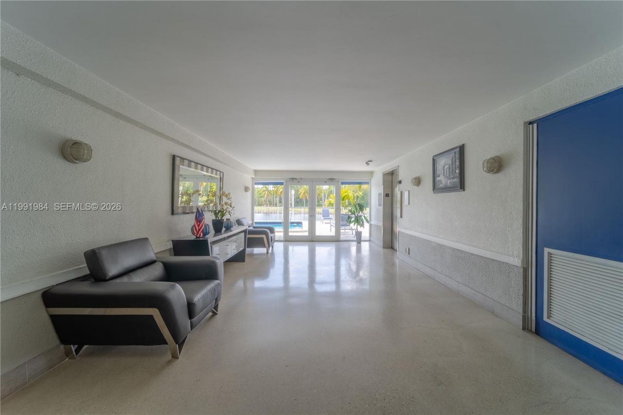 1720 NW N River Dr, Unit 613, Miami, FL 33125 Photo