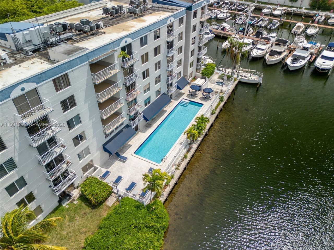 1720 NW N River Dr, Unit 613, Miami, FL 33125 Photo