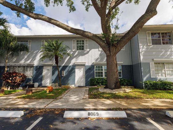 8069 SW 18th Ct , Unit 4-7, Davie, FL 33324
