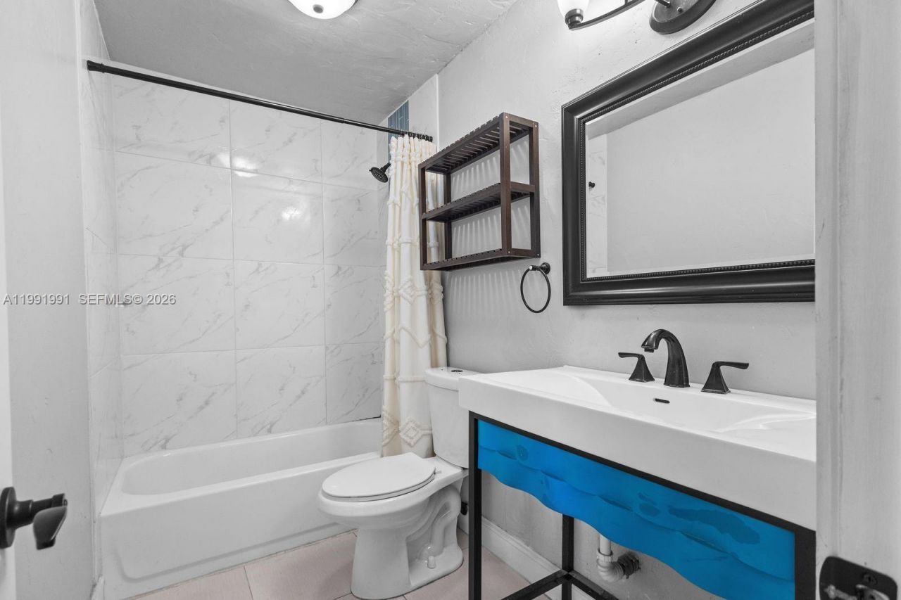 8069 SW 18th Ct , Unit 4-7, Davie, FL 33324 Photo