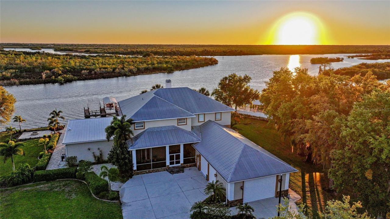 8635 SW Riverside Drive , Arcadia, FL 34269 Photo