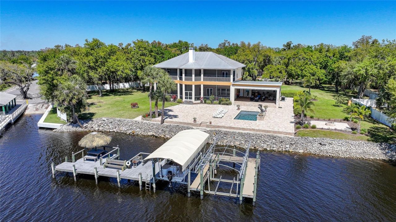 8635 SW Riverside Drive , Arcadia, FL 34269 Photo